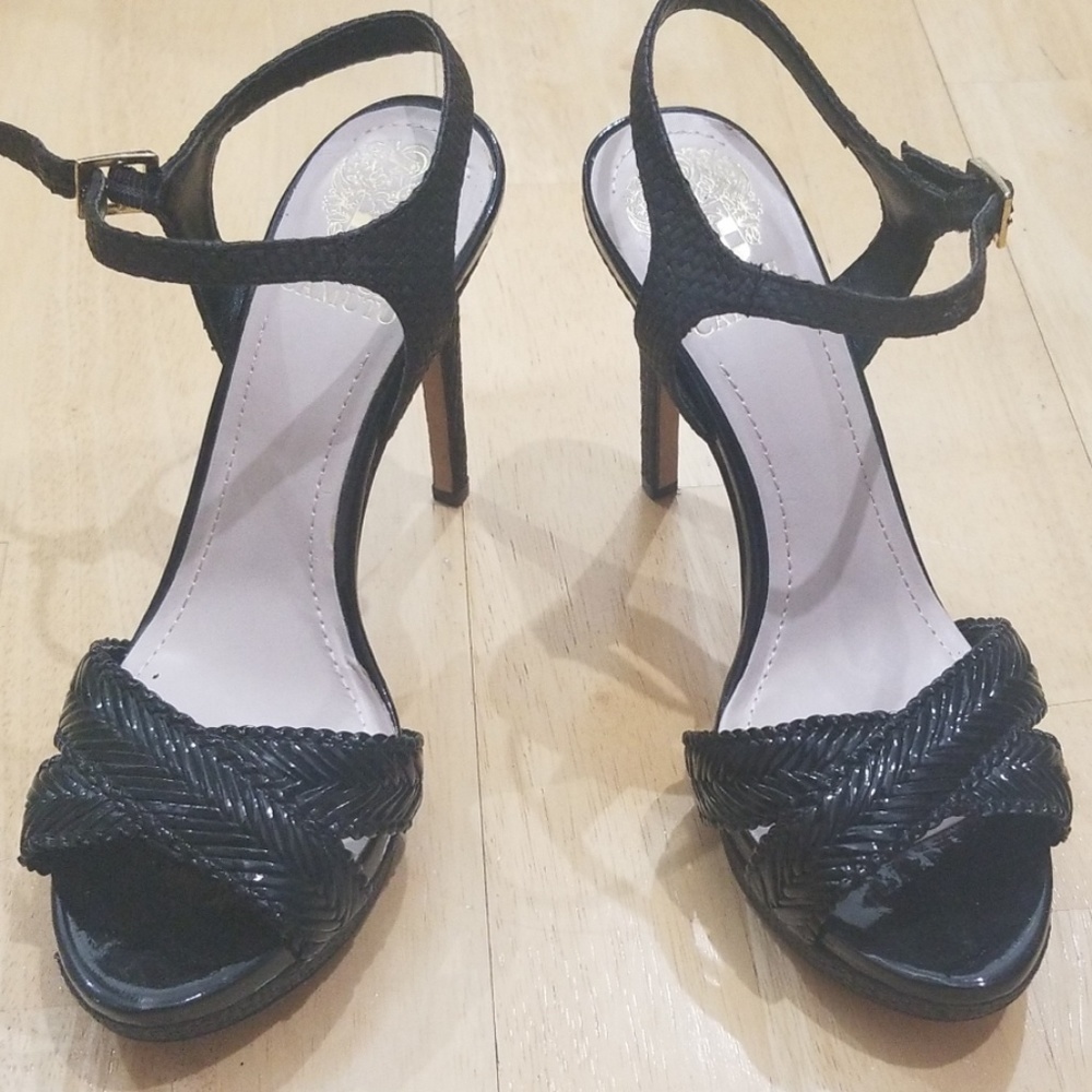 Vince camuto sandals heels size 7.5 brand new